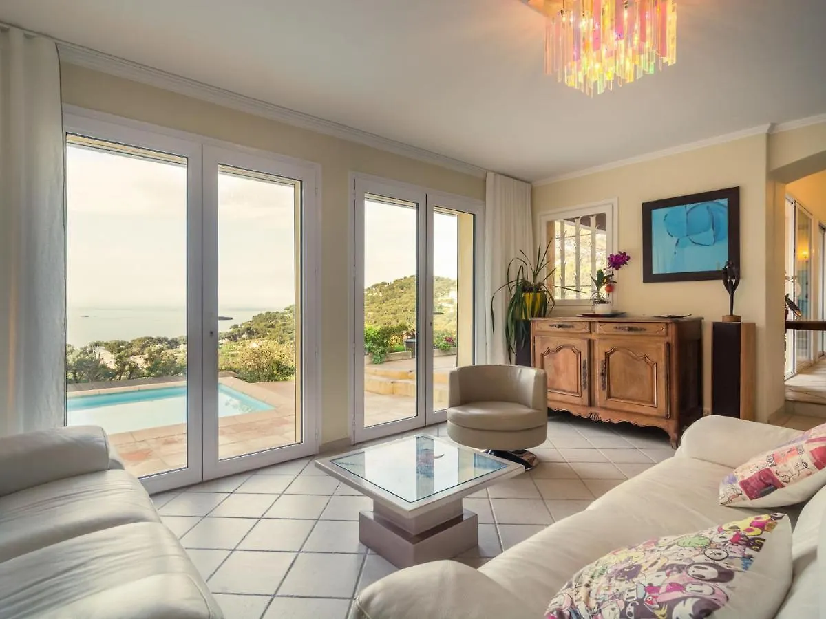 הוילה הייר Pretty House With Sea View On The Hy Res 0*,